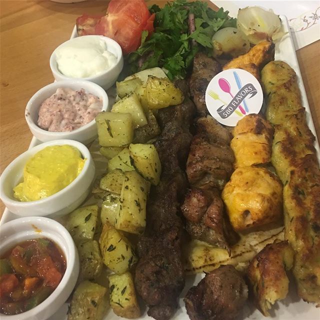 Mashewe platter @dunyazadlb  hamra ... 580flavors  lebanesefood ... (Dunyazad Restaurant)