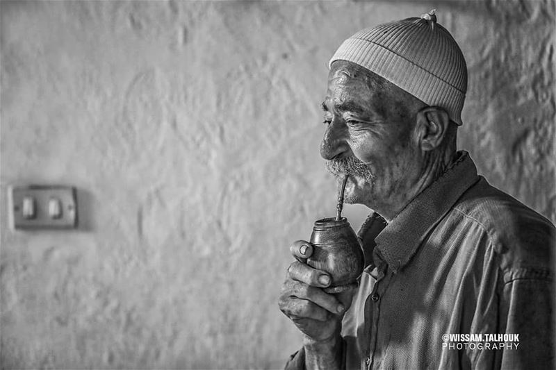 Maté addiction..  maté  drink  man  old  traditional  traditions  photo ... (Bchetfîne, Mont-Liban, Lebanon)