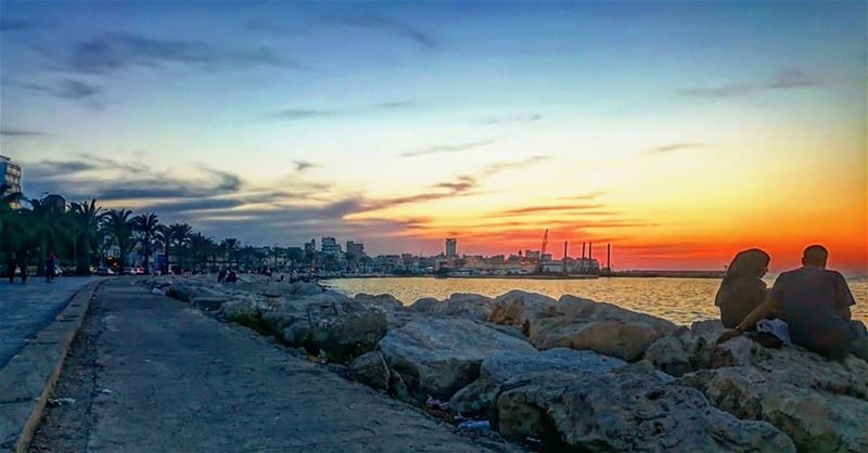 May every sunset bring you  Peace ✌  takenbyme  livelovetyre  tyrepage ... (Tyre, Lebanon)