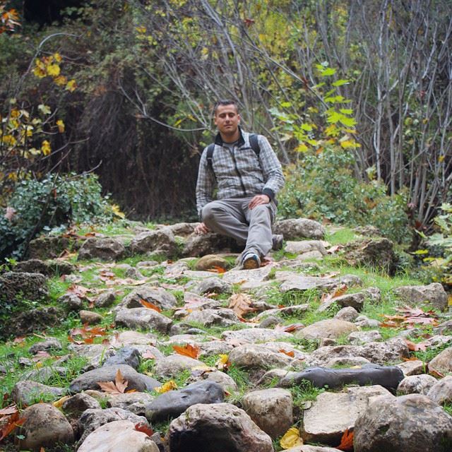  me  hiking  qannoubine  holyvalley  nature  winter  lebanon colorful ...