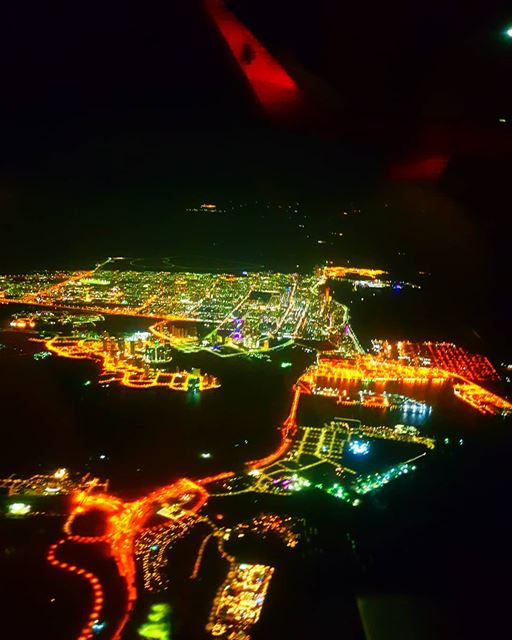  mea middleeastairlines abudhabi abudhabicity uae night lights myabudhabi...