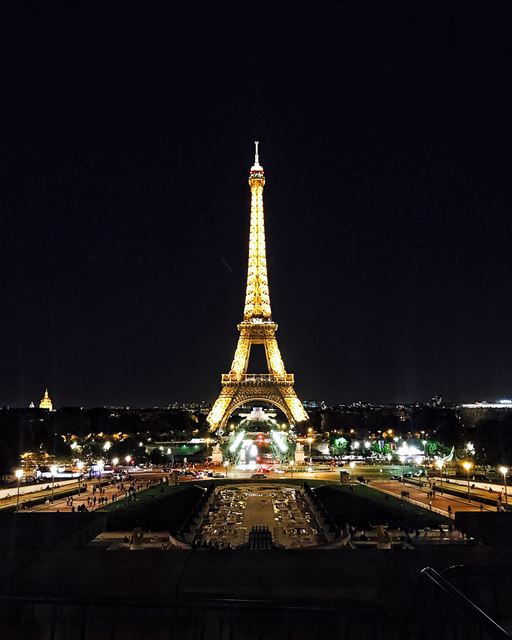Meet me under the Eiffel Tower..... Lebanon  Beirut  popcorn961 ... (Trocadero)