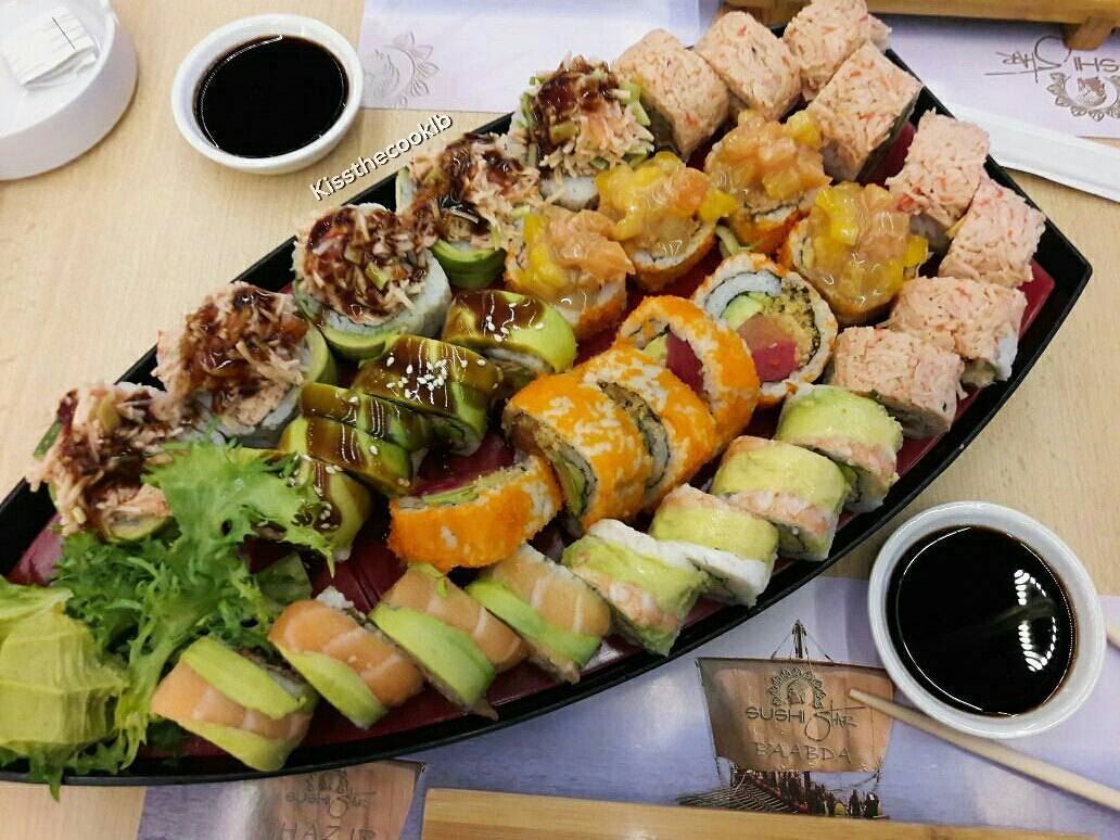 Merry Christmas everyone ❤🎄 kissthecooklb  foodlover  foodart  foodies ... (Sushi Star & Gate)