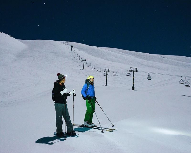 Midnight⛷🌌❄️- lebanon  mzaar  kfardebian  snow  snowshoeing  neige ... (Mzaar Kfardebian)