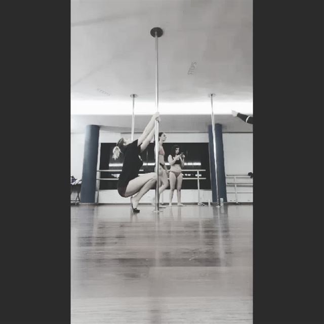•Mini combo• Inspired by the amazing Marion Crampe's choreography....