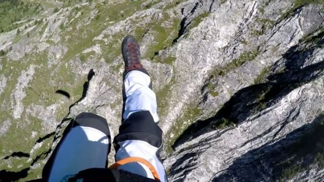 Miniwinging 😎🤘  livelovebeirut  paraglidinglife  paragliding ... (Aiguille Grive - 2732 Mètres)