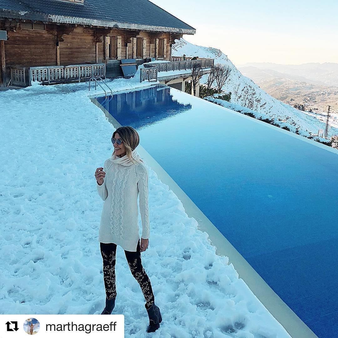 🇱🇧🇧🇷 Modelo brasileira @marthagraeff curtindo o inverno no Líbano! ... (Le Montagnou)