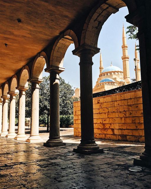 Mohammad Al-Amin Mosque from inside St. George Cathedral ⛪️🇱🇧🕌  Beirut ... (Saint George Greek Orthodox Cathedral)