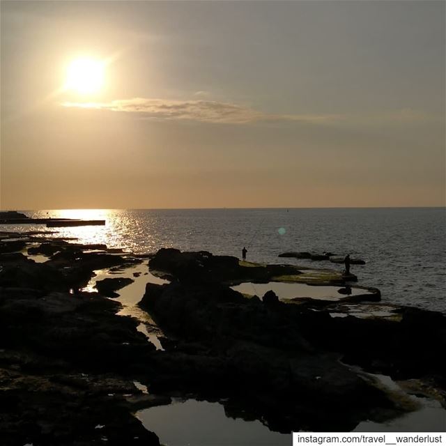 Moments like sun-fishing.--- TakeMeTo  Lebanon  Beirut  AinelMreisseh ... (Beirut, Lebanon)