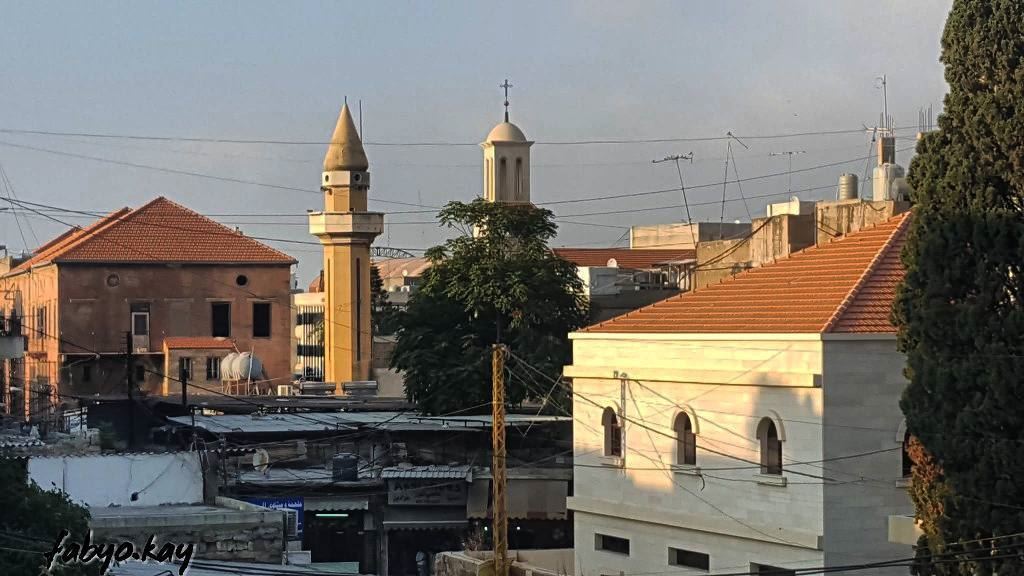  monday morning holidays church mosque saida photooftheday ig_captures... (Saïda, Al Janub, Lebanon)