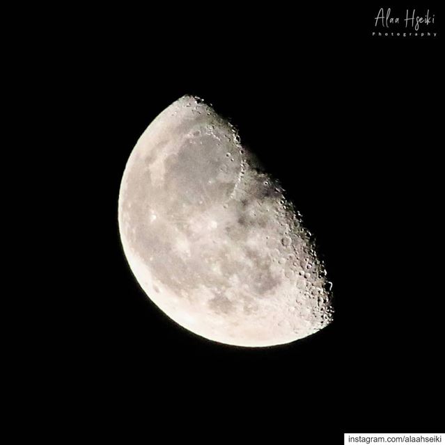 Moonlight 🌝.. @aligatie. Hseiki  Lebanon  beirut  nature ... (Baïssoûr, Mont-Liban, Lebanon)