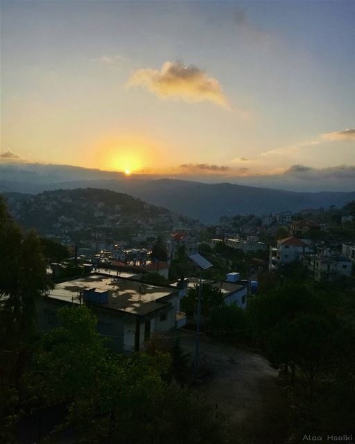 🌞 Morning 🌞 (Baïssoûr, Mont-Liban, Lebanon)