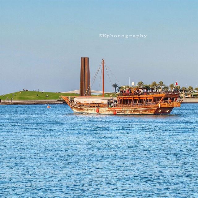 Morning Doha 💦 • amazing_qatar  qatarism  clubhdrpro  clubasiapro ... (Doha Corniche)
