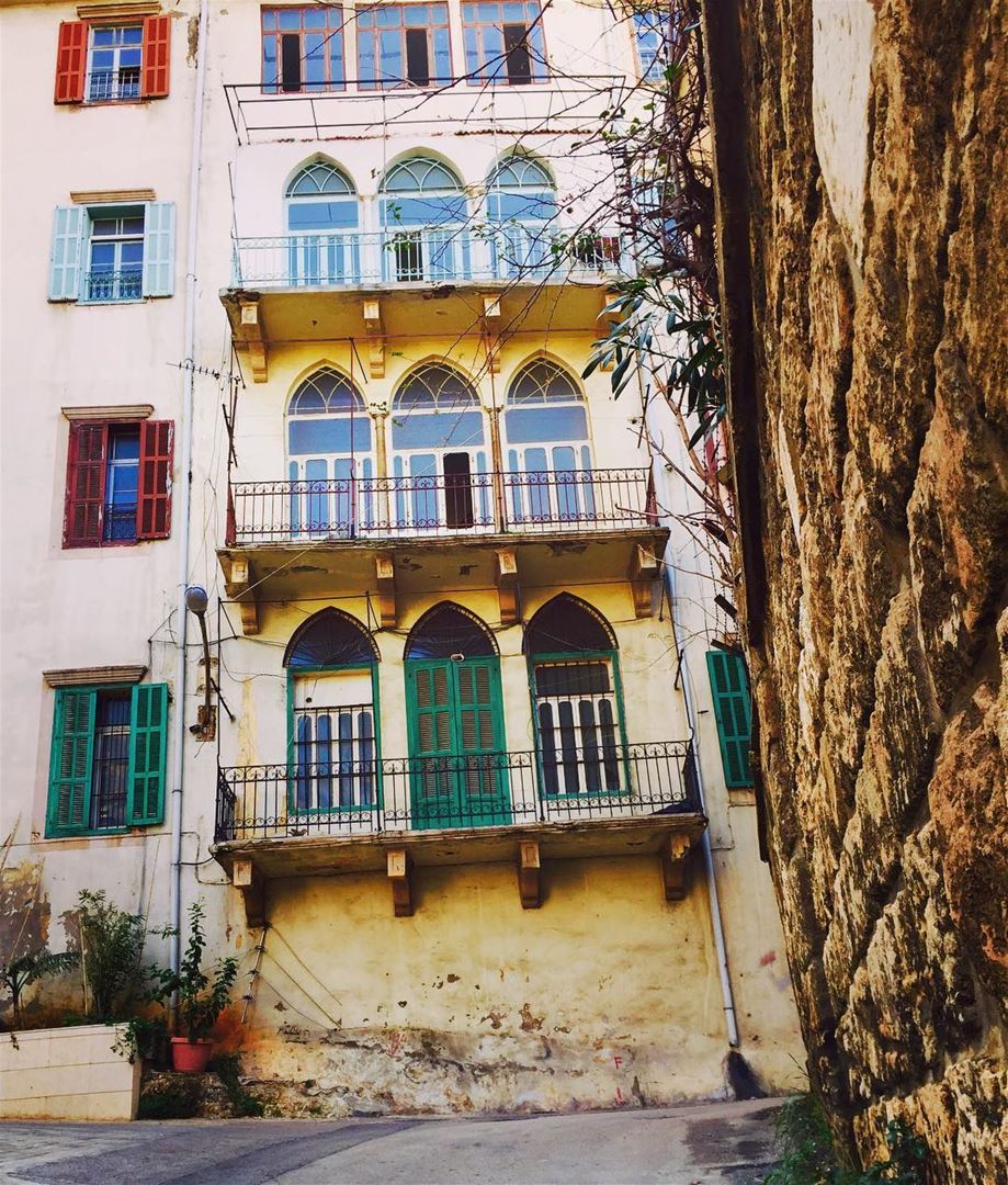 Morning from Beirut streets!.... streetofbeirut  oldbeirut ... (Clemenceau)