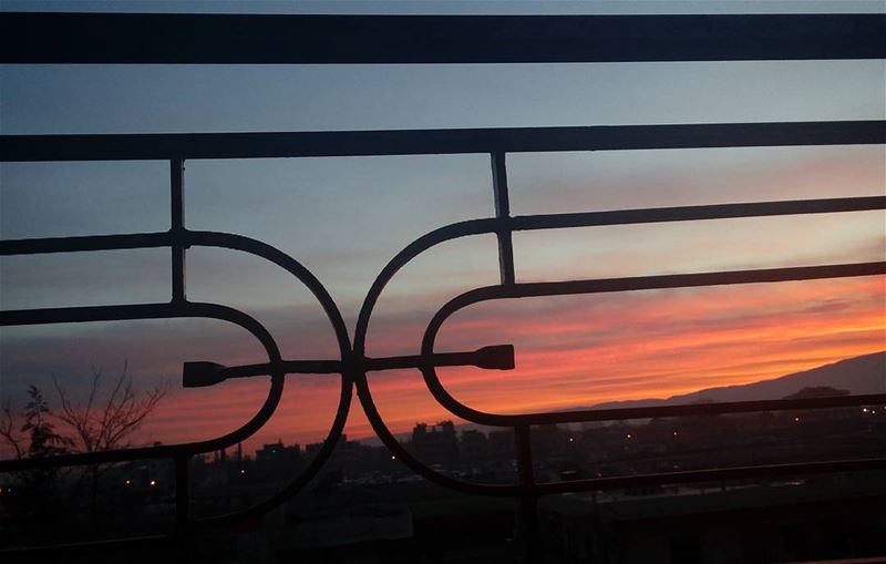 Morning!!Have a good day✌💜💜 photography morning  sky  skylovers ...