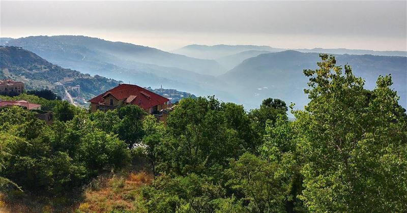 Morning Inspiration! Ghassan_Yammine  goodmorning  goodtimes  morningpost... (Sawfar, Mont-Liban, Lebanon)