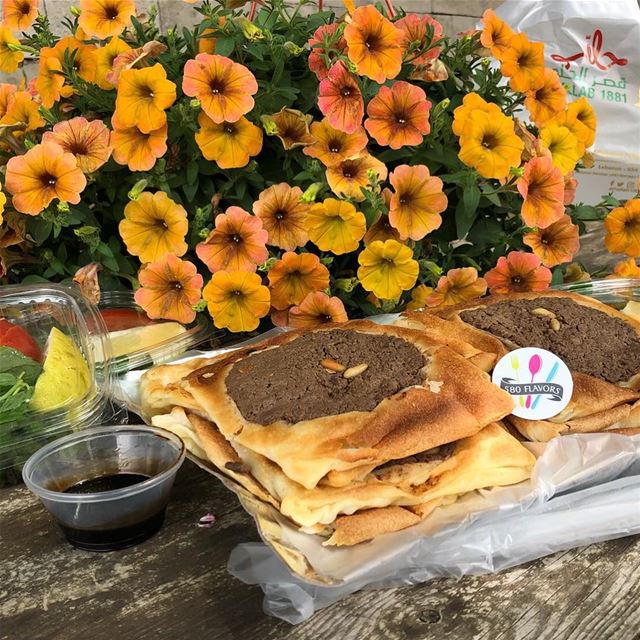 Morning lahm b ajin 😍😍  zgharta ... 580flavors  lebanesefood ... (Zgharta)