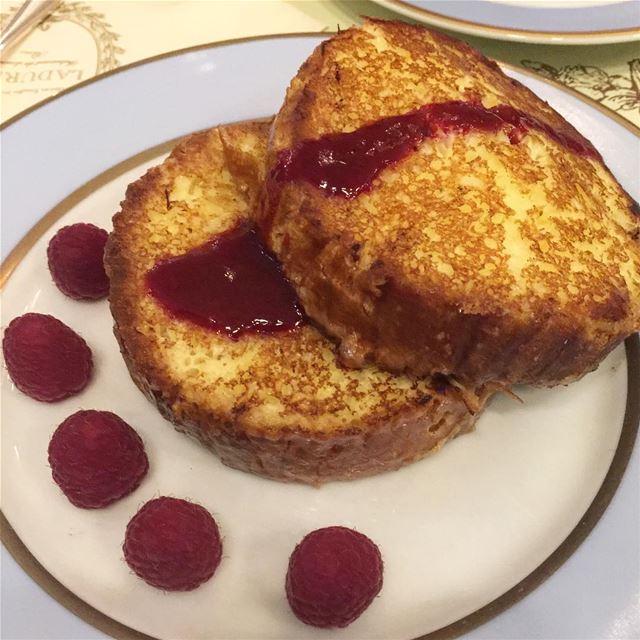  morning  yummy  painperdu  raspberry  jam  lebanon  like4like  instafood ... (Ladurée Beyrouth)