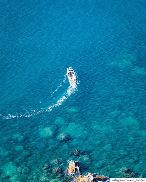 Morning ☀️🌊  Lebanon 🇱🇧  Sunday  Summer  Morning  Sun  Blue  Sea  Beach... (El Héri, Liban-Nord, Lebanon)