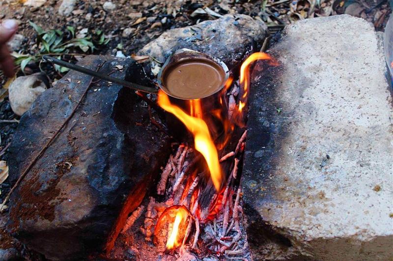  morningglory  cofeetime  fire  lebanontimes  lebaneseviews ... (جنوب لبنان - زبقين)