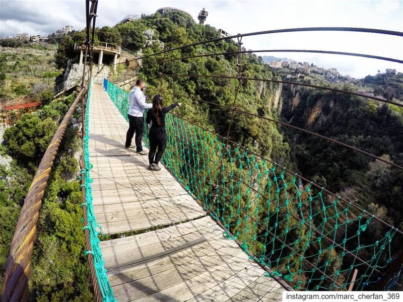  mountains  hangingbridge  sir  Donniyeh  Lebanon 🇱🇧 livelovelebanon ... (Sir Ad Dinniyah, Liban-Nord, Lebanon)