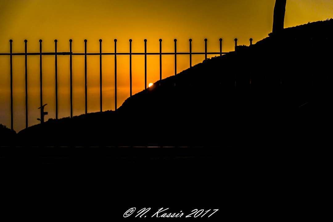  mountains  sunset  silhouette  fence  sky  horizon  ig_great_shots ... (St Rafqa-Jrebta)