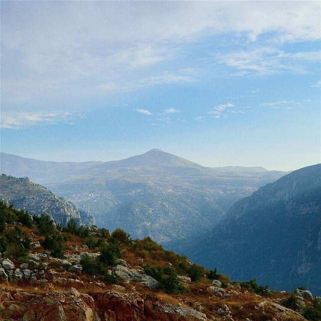 🇱🇧🇱🇧❤❤ mountains  view  adventure  discoverplaces  discoverlebanon ... (Lebanon)