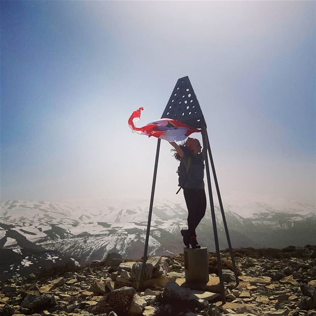  mountains women hikingadventures livelovelebanon faraya lebanon hiking...