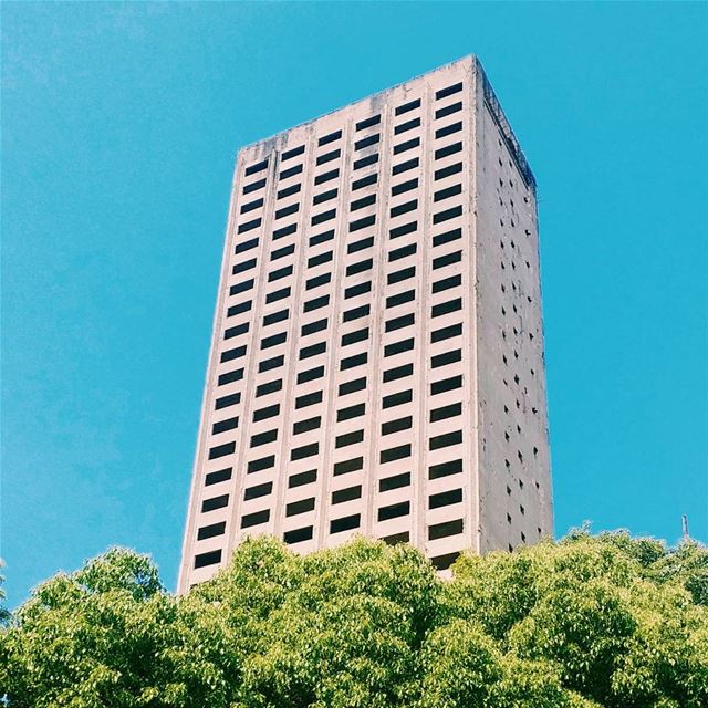 Murr Tower : A symbol of the Lebanese Civil War  beirut  warscars ... (Murr Tower)