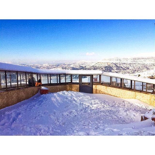 My beautiful Lebanon 🌨❄️  2017  2k17  lebanon  lebanonbyalocal ... (Zaarour)