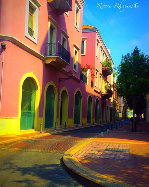 ~ My colorful city ~ --------------------------------------Check👉🏻 @inst