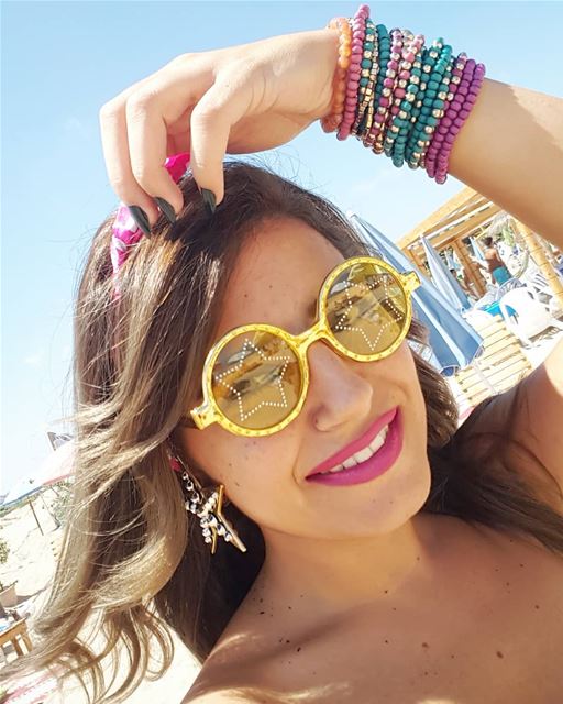 My definition of Summer is Sunshine, Laughter & Colors ! ☀️ --------------- (Cloud 59)
