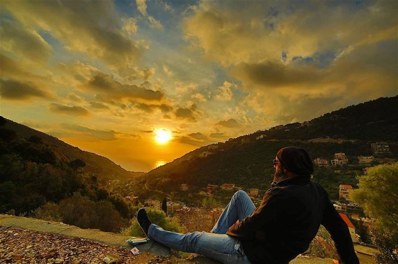 My Heaven...  me  nature  naturelovers  naturephotography  lebanon  sunset... (Aramoun - Kesrouan)