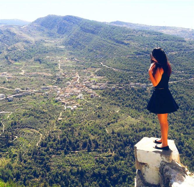 My Lebanon 🔴⚪🌲⚪🔴____________________________________ picoftheday ... (Mar Antonios-Kozhaya)