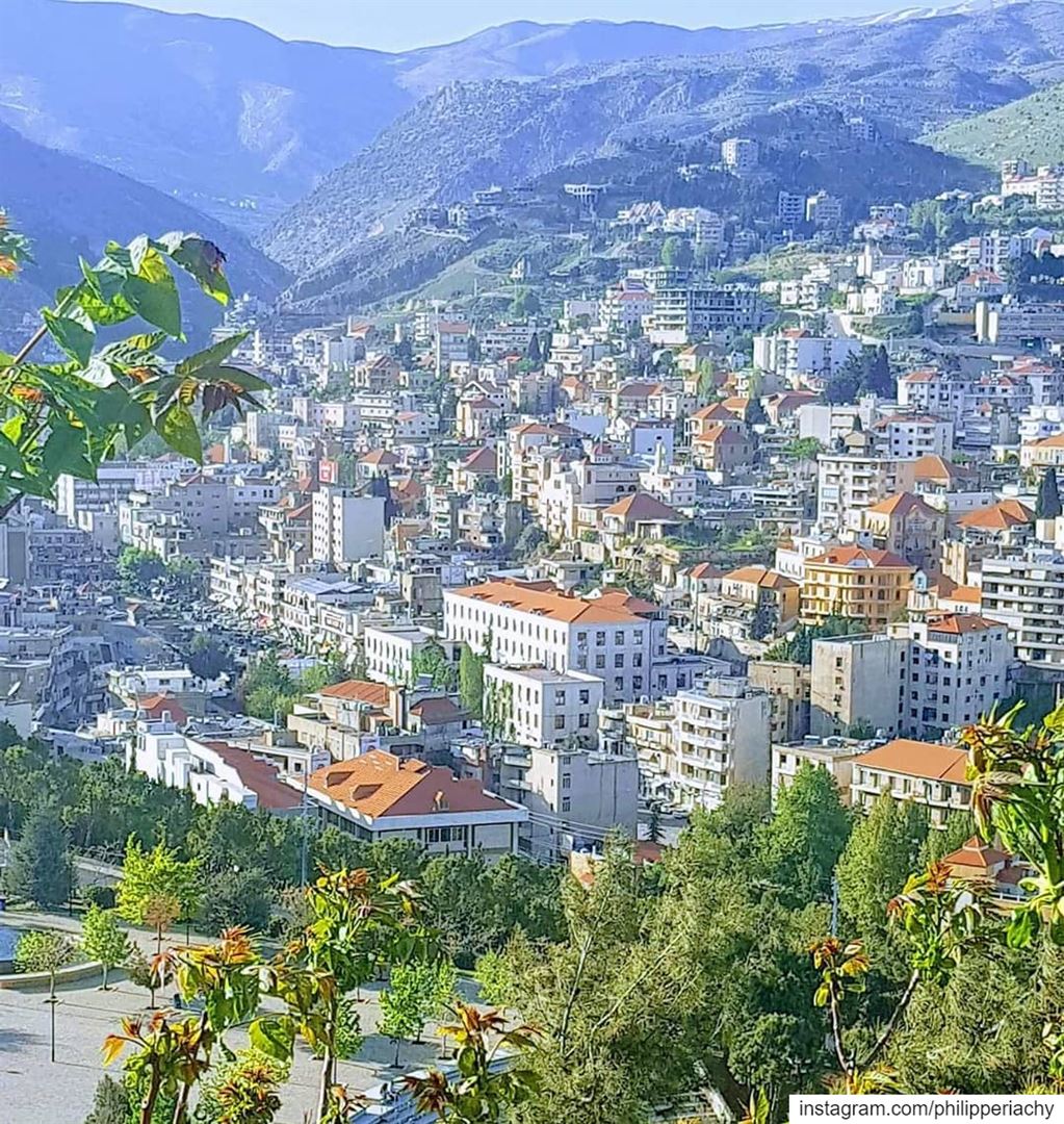 My lovely city zahle.... zahle lebanon city motheroftheworld bekaa... (Zahlé, Lebanon)