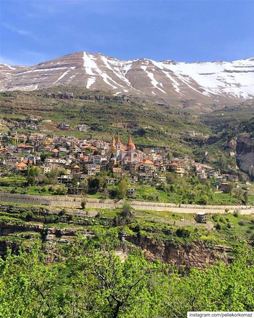 My wish is to stay always like this, living quietly in a corner of... (Bsharri, Lebanon)