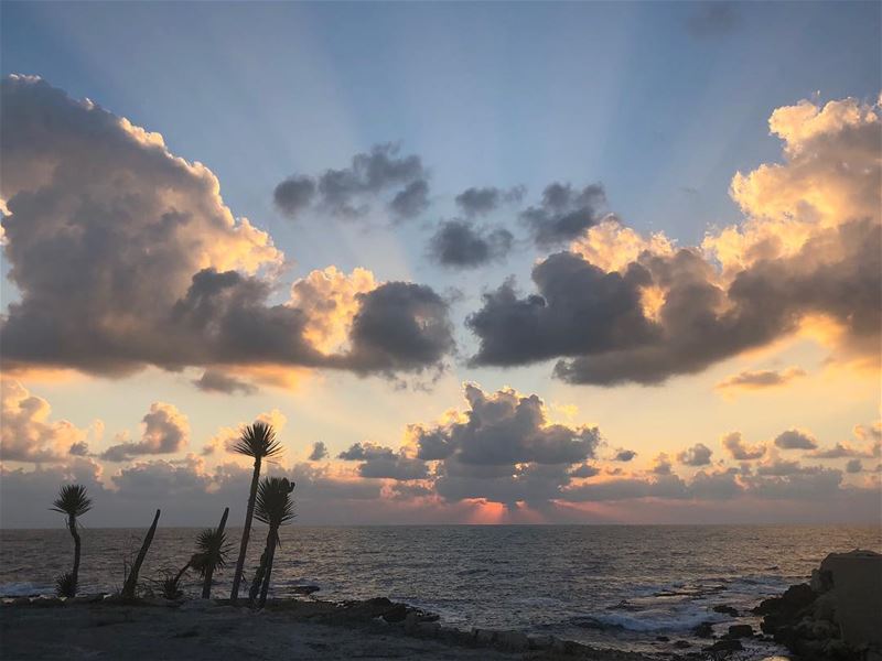 mykindofsunset todayssunset🌅 sunsetlover photographylover📸 (Amchitt, Mont-Liban, Lebanon)