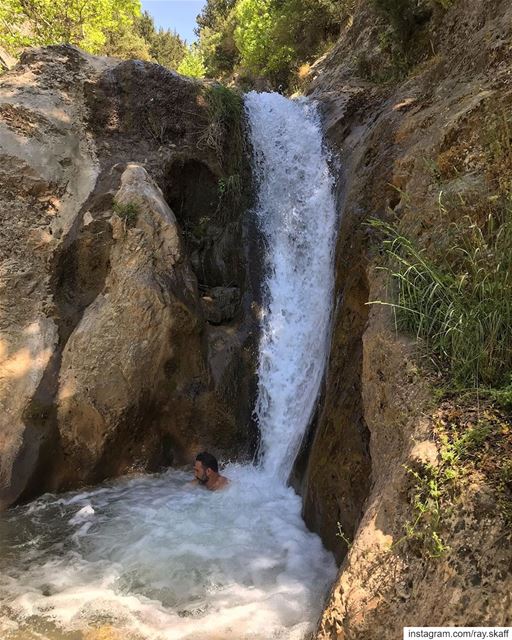 Natural Jacuzzi‼️............... lebanon  nature ... (Jacuzzi)