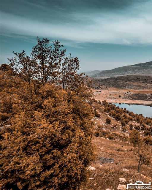  naturephotography  landscapephotography  mountain  qaroun  lake  nature ... (El Qaraoun, Béqaa, Lebanon)