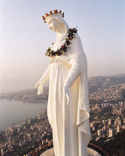 🇱🇧 Neste especial Dia de Nossa Senhora do Líbano gostaríamos de agradece- (Harîssa, Mont-Liban, Lebanon)
