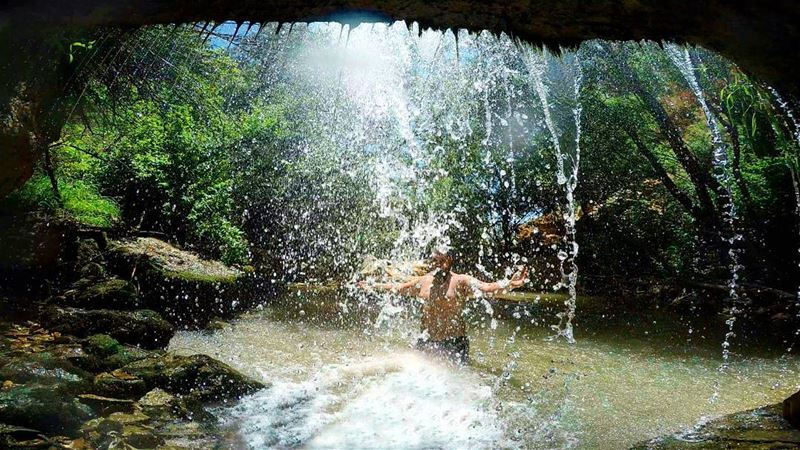  NeverStopExploring  WaterIsLife  DiscoverNature  FeelNature  Cave ... (Faraya, Mont-Liban, Lebanon)