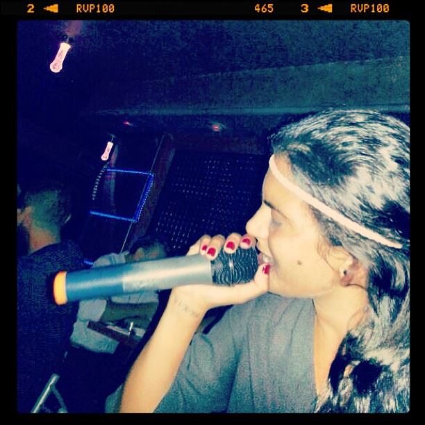  night clubbing karaoke fun singing my heart music feelings 3ayouch haha...