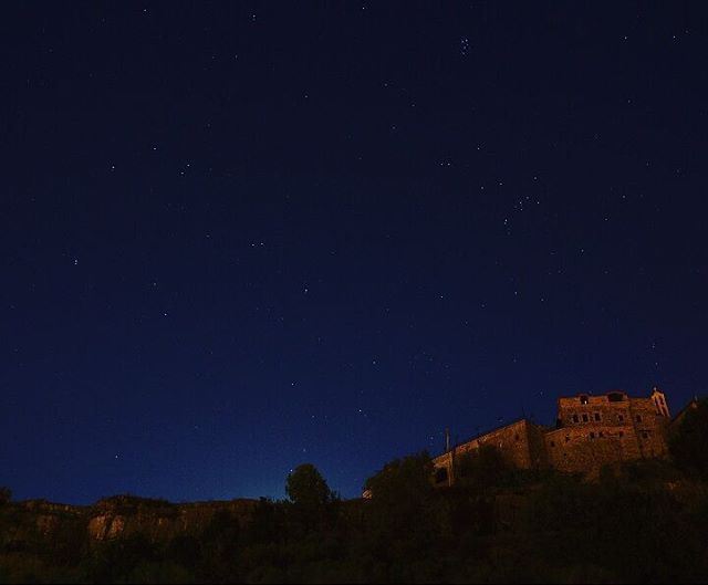 night nightphoto nightphotography photography photo stars startrails moon... (Der Mar Elias Chwaya)