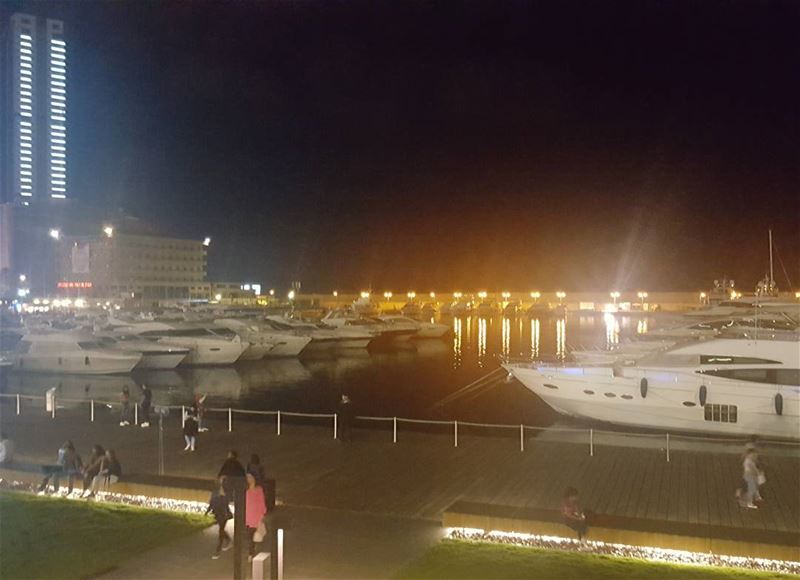  night   photooftheday  yatch  yatchs  zaytonabay  sea  nautre ... (Zaitunay Bay)