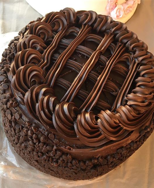 No Comment 😨@thecheesecakefactoryleb. chocolate food eat yummy nomnom... (Beirut, Lebanon)
