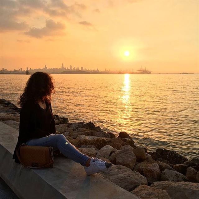 No filter needed ☀️  lebanesesunset  love  beautifuldestinations ... (Aïshti by the Sea)