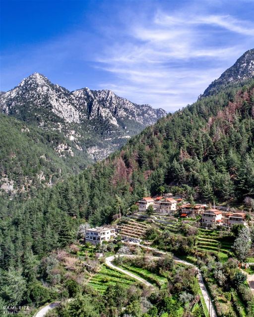 No It's Not Switzerland 🇱🇧... jabalmousa  chouwen  lebanon  dji ... (Chouwen)