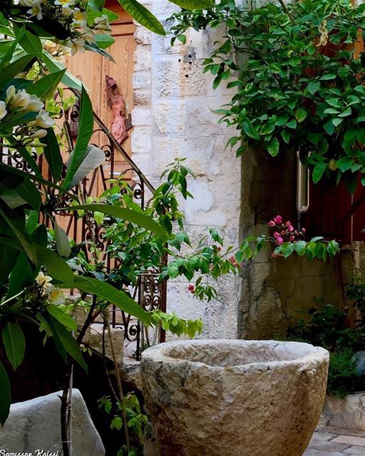 nostalgia  oldhouse  lebanonhouses  heritage  tyr ...