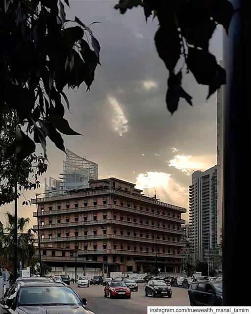 Not too many pixels in my photo today..But too many stories°..✏ Tell... (Beirut, Lebanon)