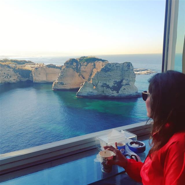 Nothing beats early mornings before work  in Beirut.. Morning run. Nescafe... (Ar Rawshah, Beyrouth, Lebanon)
